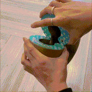 Magic Cat Scratcher — Foldable Donut Toy